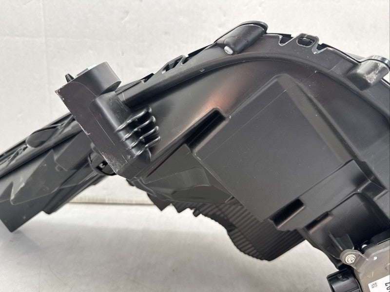 2021-2023 Toyota Sienna Right Headlight RH Passenger Full LED OEM