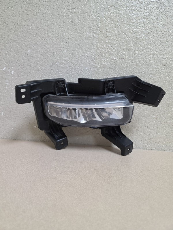 2021-2025 Chrysler Pacifica Front Right LED Bumper Fog Light OEM
