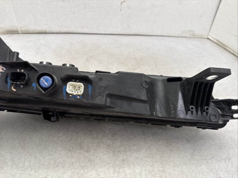 2022-2024 BMW X7 Left Driver Daytime Running Light LED OEM 9880589