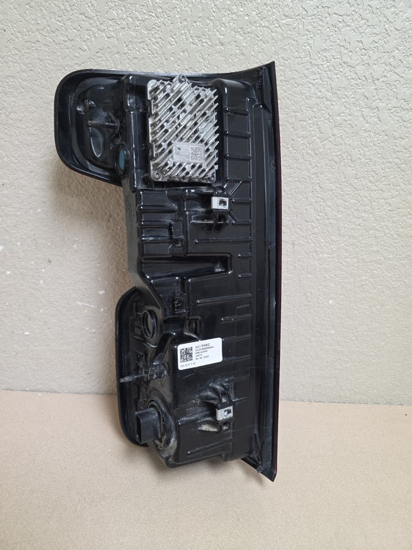 2024-2025 Chevy Silverado 2500 3500 HD Full LED Tail Light Right Passe