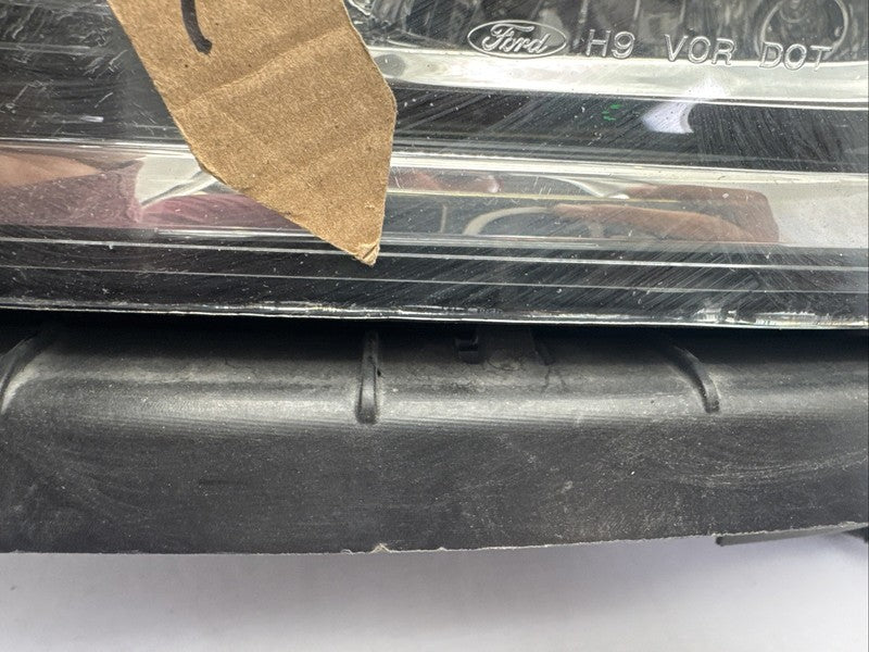 2018-2021 Ford Expedition Left Driver Headlight OEM Halogen Lamp