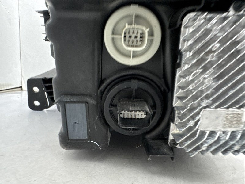 2024-2026 GMC Sierra 2500 3500 Right RH Passenger LED Headlight OEM La