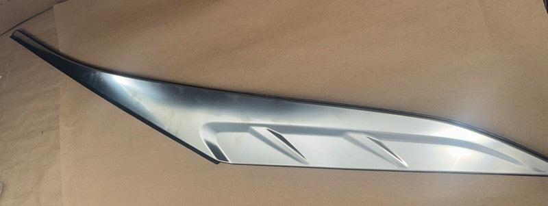 2022-2024 Hyundai Tucson Right C-Pillar Trim Chrome OEM 87860-N9000