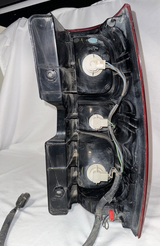 2007-2014 Chevy Tahoe Suburban LH Left Rear Tail Light OEM