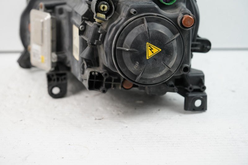 2014-2018 Jeep Cherokee LH Driver Side Xenon Black Headlight OEM
