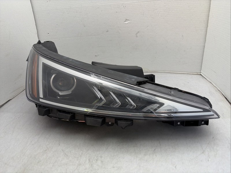 2019-2020 Hyundai Elantra Right RH Passenger Halogen Headlight