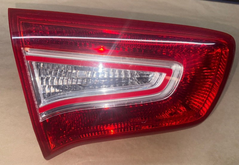 2011-2015 KIA SPORTAGE Left Inner Light 92405-3W0 MK3