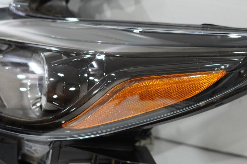 2016-2018 Nissan Altima Halogen Headlight - LEFT Driver Side OEM