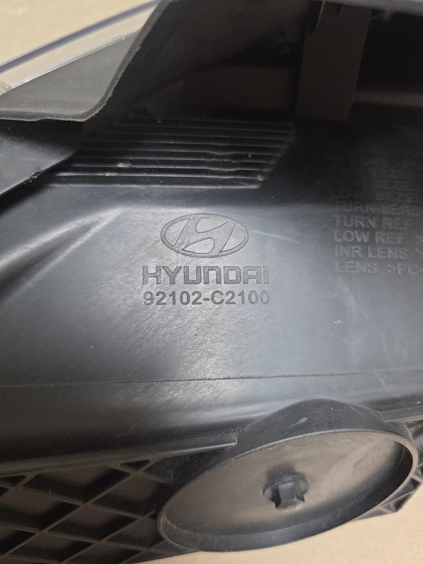 2015-2017 Hyundai Sonata Right Headlight OEM HID/XENON 92102-C2100