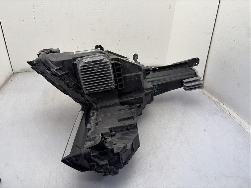 2019-2023 Cadillac XT4 Right Passenger Headlight OEM Full LED
