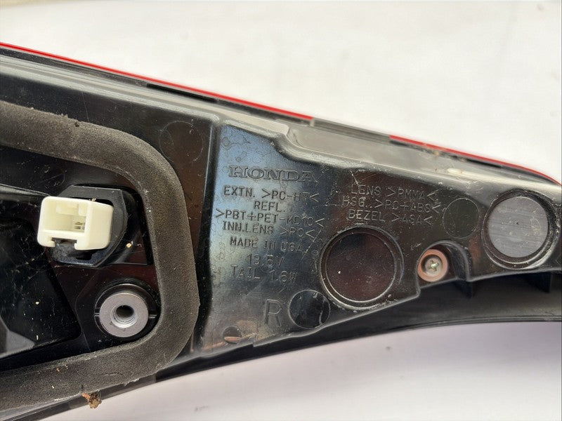 2022-2024 Honda Civic Sedan Right Passenger Tail Light OEM Halogen Inn