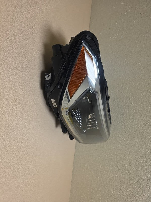 2019-2023 Volkswagen Jetta Right Headlight OEM LED Projector