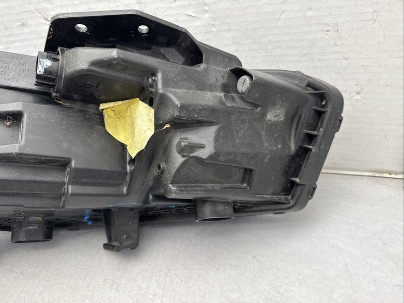 2022-2023 Kia Forte Left Driver OEM Halogen Headlight