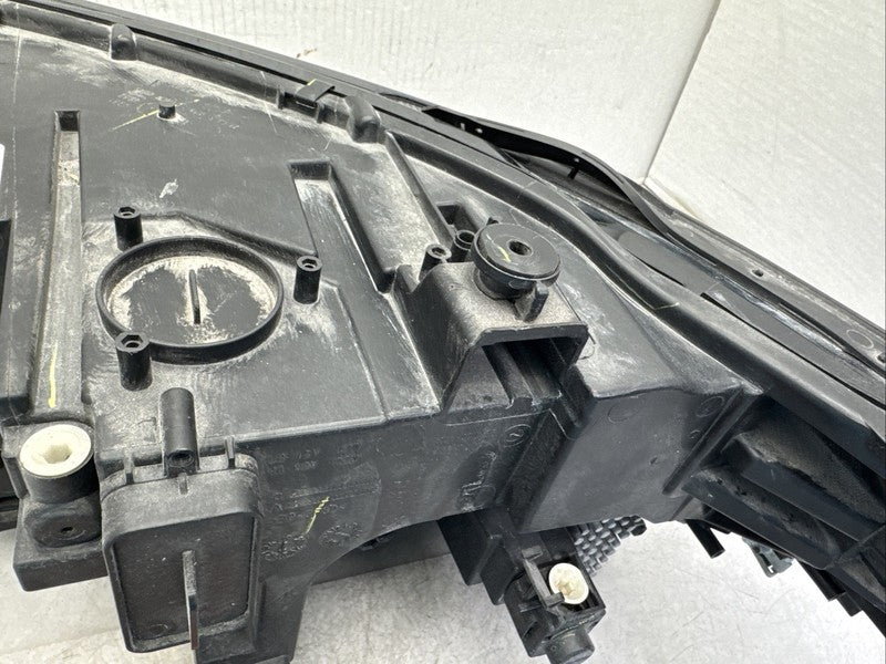 2022-2024 Volkswagen Tiguan Right Passenger Headlight LED OEM 5NL-941-