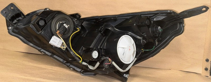 2010-2012 Subaru Legacy Right Headlight Halogen OEM 84001AJ00F