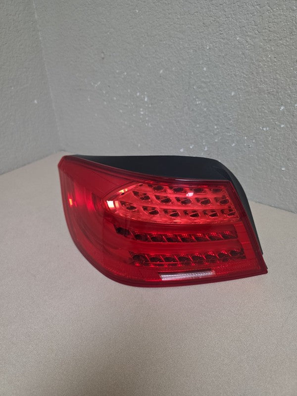 2011-2013 BMW 328i M3 Left Driver Side Tail Light OEM Full LED