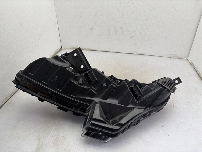 2023-2025 Hyundai Palisade Right Passenger Headlight OEM LED DRL 92208