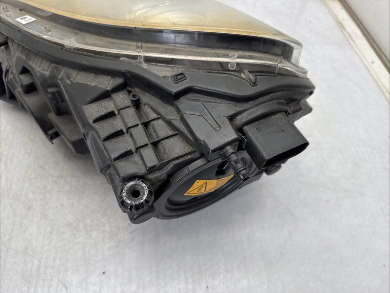 2015-2018 Porsche Macan Right Passenger Headlight OEM Xenon HID Lamp