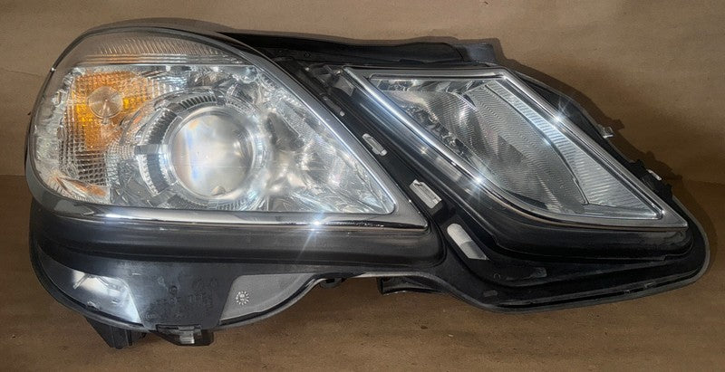 2010-2013 Mercedes W212 E350 Right Headlight Halogen OEM