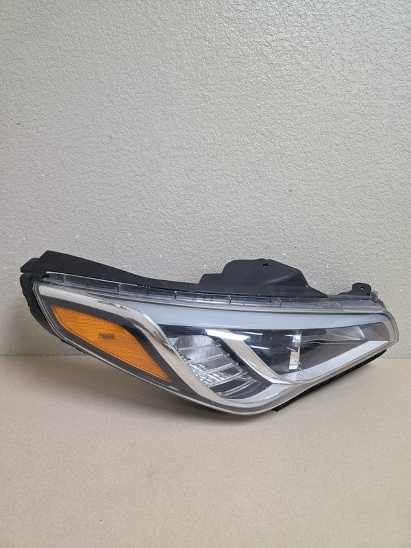 2015-2017 Hyundai Sonata Right Headlight OEM HID/XENON 92102-C2100