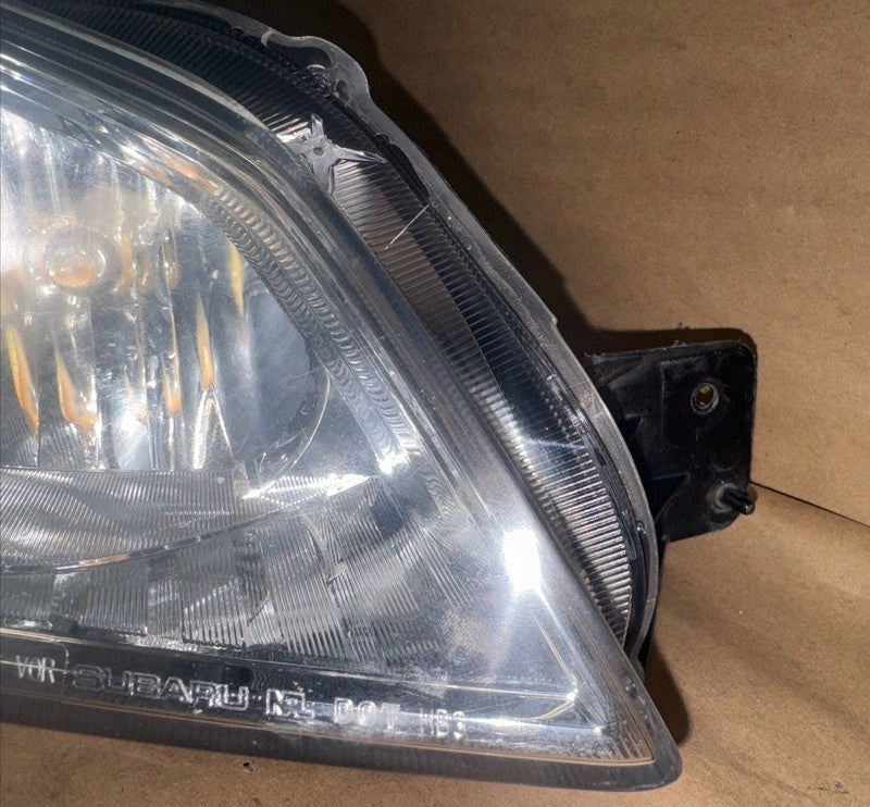 2010-2012 Subaru Legacy Right Headlight Halogen OEM 84001AJ00F