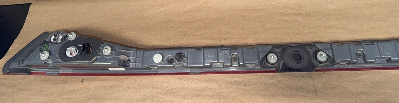 2021-2024 Hyundai Elantra SE Center Tail Light OEM Rear Lamp