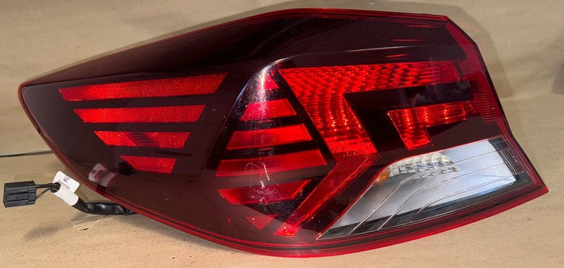 2019-20 Hyundai Elantra Sedan Left Driver Tail Light OEM 92401-F3500