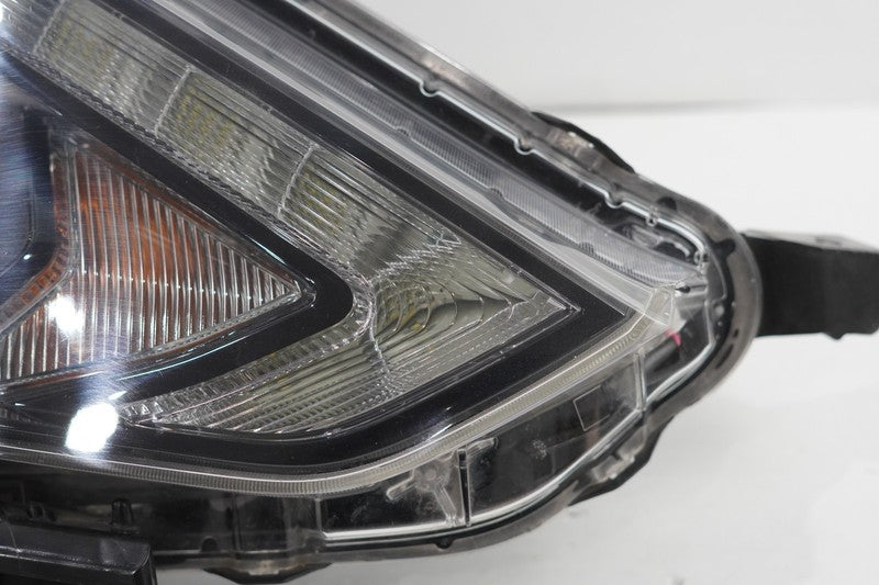 2017-2019 Nissan Rogue Sport Right Passenger Halogen Headlight OEM D1
