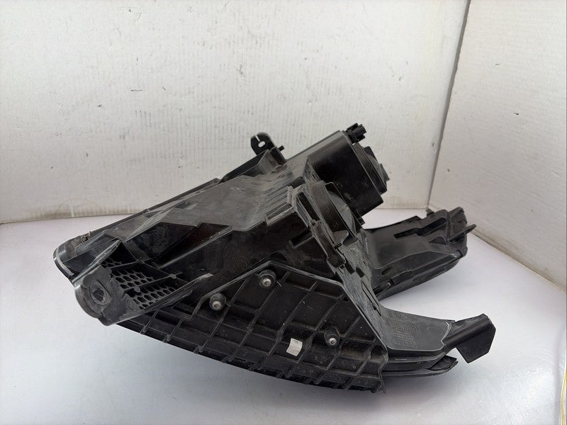 2015-2020 Chevrolet Tahoe Suburban Right Headlight OEM Halogen Lamp