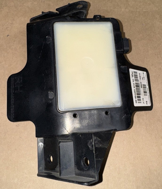 2019-2020 Kia Optima Right RH Blind Spot Sensor OEM 95820-D4010