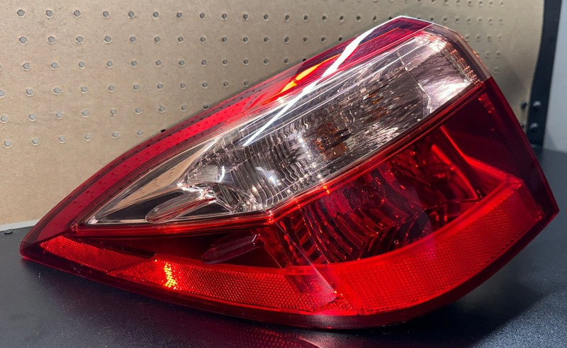 2016-2019 Toyota Corolla Left Tail Light OEM NFL02271