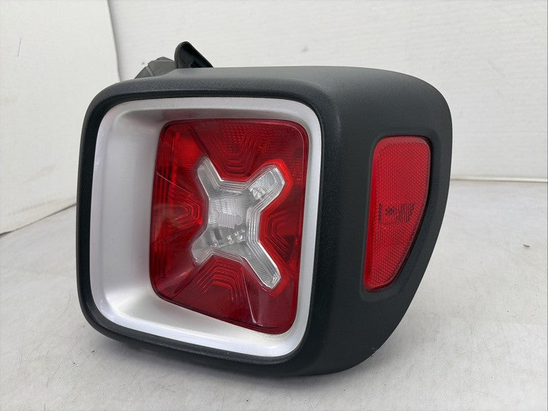 2015-2020 Jeep Renegade Right Passenger Tail Light OEM LED