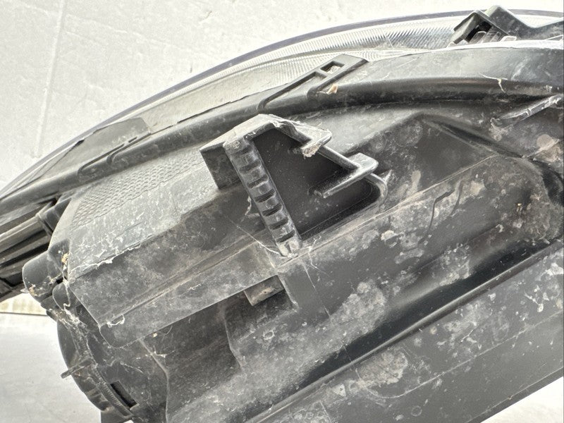 2021-2023 Hyundai Elantra Right Passenger OEM Halogen Headlight
