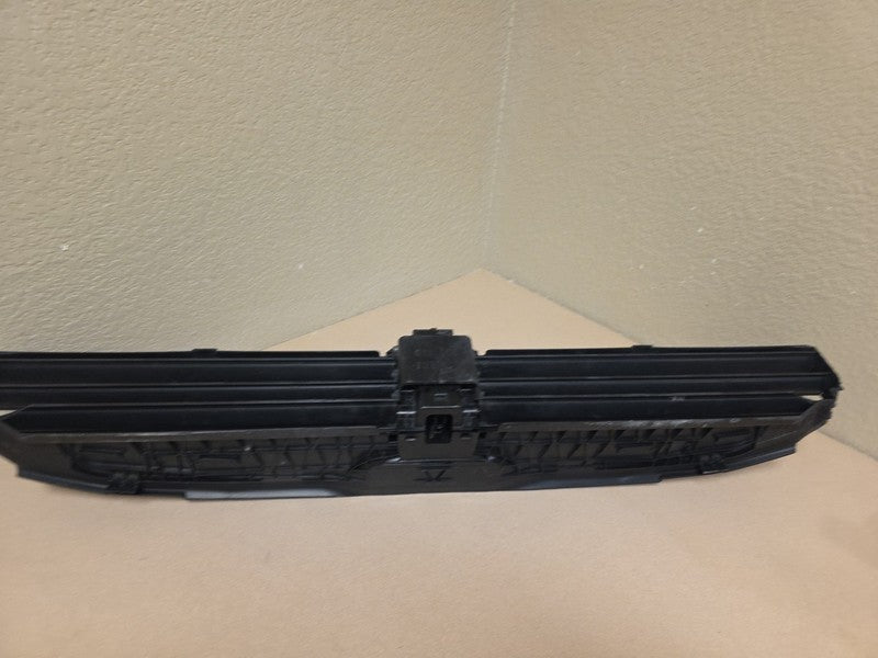 2022 BMW G11 G12 740i 750i Lower Grille Air Flap - [Side]