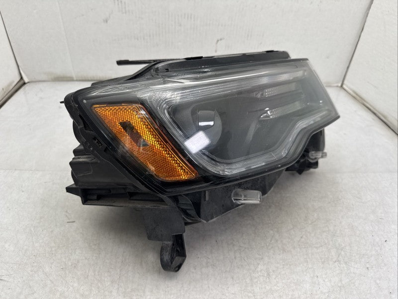 2019-2021 Jeep Grand Cherokee Right Passenger Headlight OEM Xenon HID 