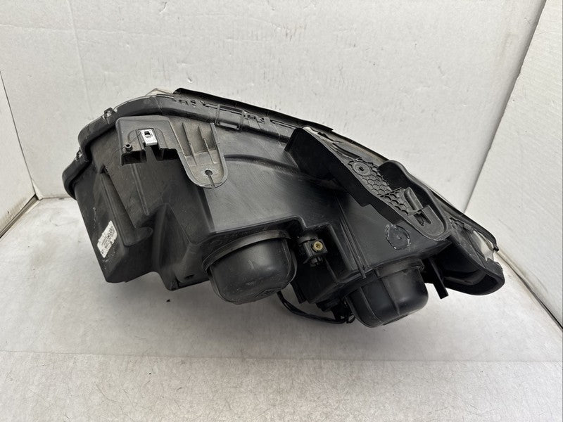 2017-2022 Chevy Colorado Right Passenger Headlight OEM Halogen 8470737