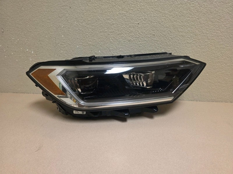 2019-2023 Volkswagen Jetta Right Headlight OEM LED Projector