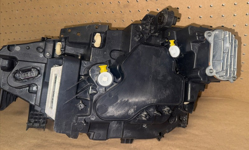 2021-2023 VW ID.4 Right LED Headlight OEM