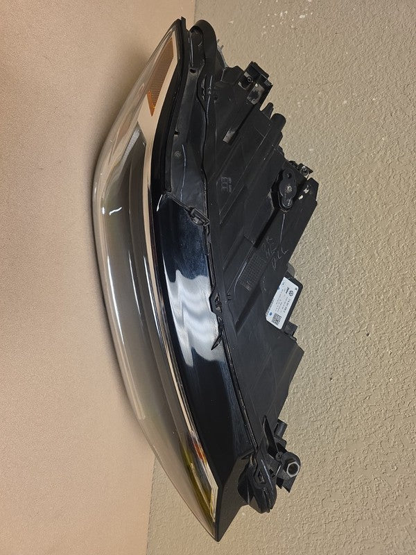 2019-2023 Volkswagen Jetta Right Headlight OEM LED Projector