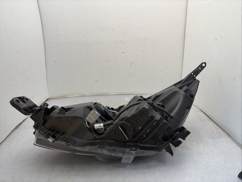 2018-2019 Subaru Legacy Outback Right Passenger Headlight OEM Halogen