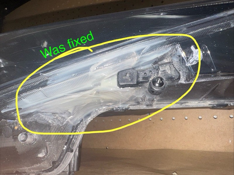 2021-2023 Hyundai Elantra Headlight Halogen Right RH OEM