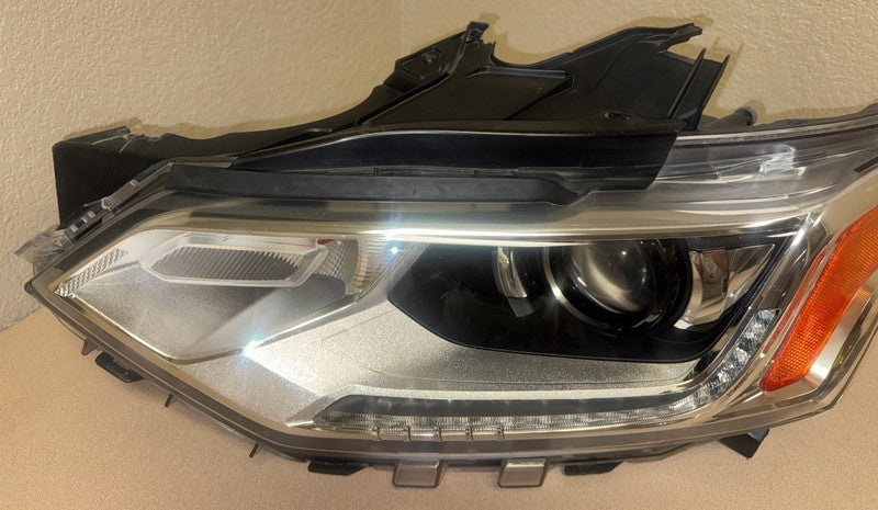 2018-2021 Chevy Traverse Headlight LEFT Driver OEM 84573719