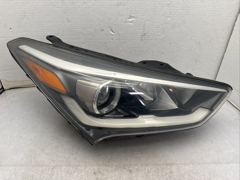 2017-2018 Hyundai Santa Fe Right Passenger Headlight Halogen with LED 