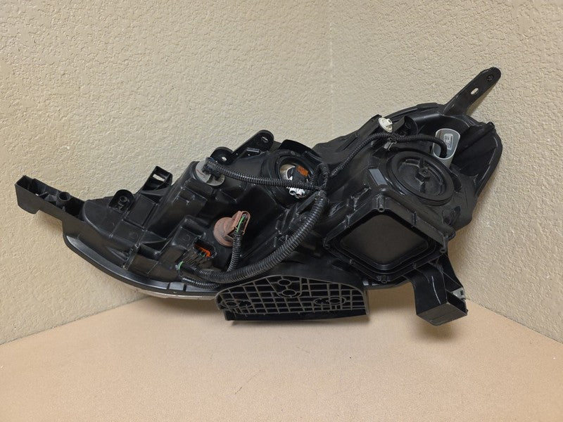 2016-2019 Nissan Sentra Right Passenger Side Headlight OEM Halogen