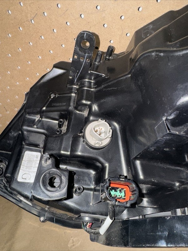 2017-2019 Nissan Rogue Right Headlight LED Projector OEM