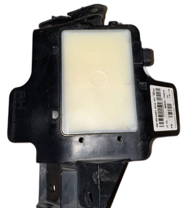 2019-2020 Kia Optima Right RH Blind Spot Sensor OEM 95820-D4010