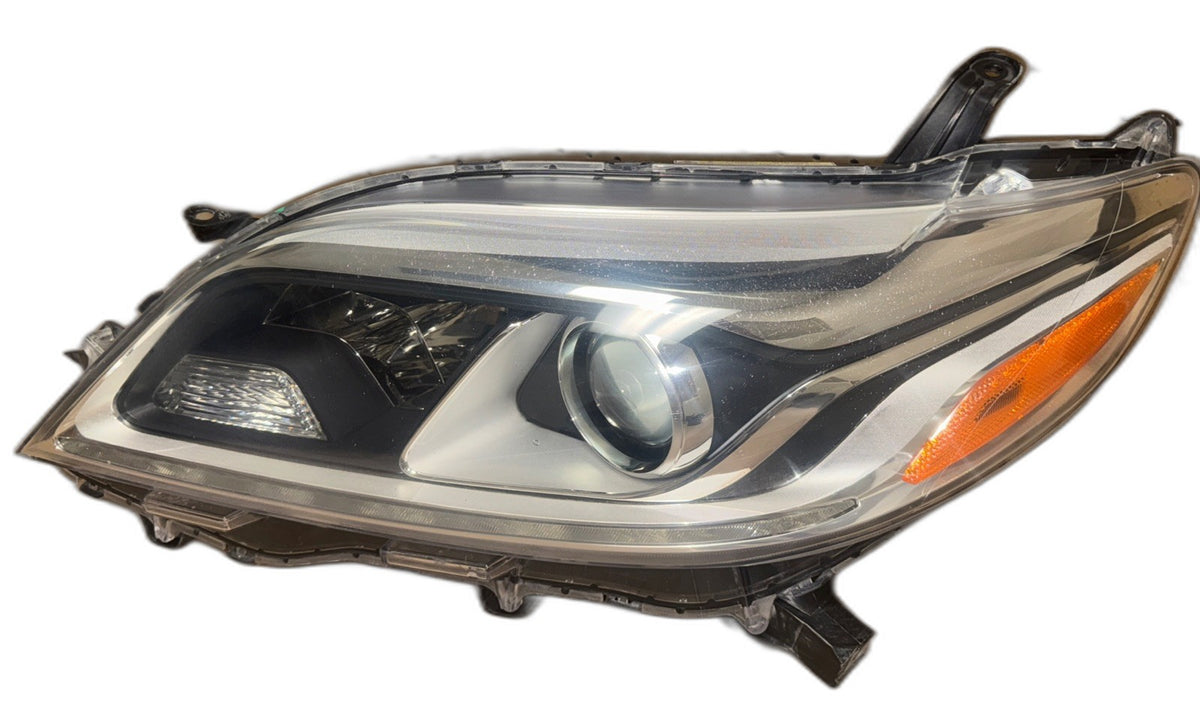 2015-2019 Toyota Sienna OEM HID Headlight Left Side