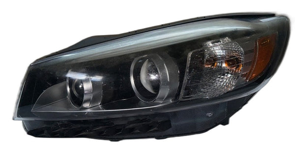 2016-2018 Kia Sorento Left Driver Headlight Halogen LED OEM 92101-C6