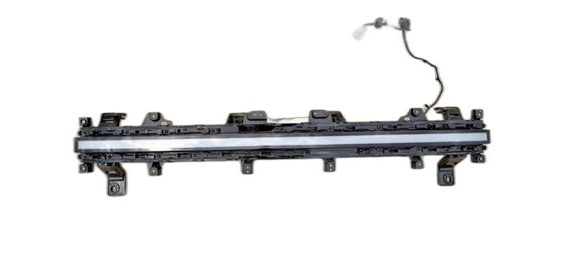 2024-2026 Hyundai Santa Fe Front LED Bar Center Daytime Running Lamp O
