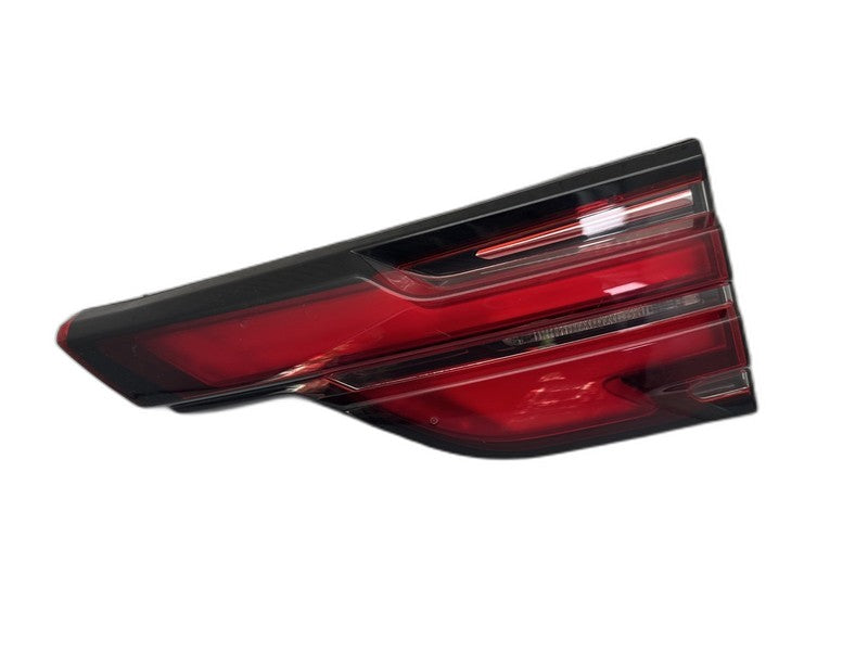 2022-2024 Chevrolet Traverse Right Tail Light RH Passenger LED OEM 851